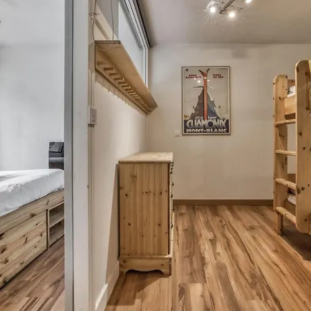 Aiguille Du Grepon - Bright In The Heart Of * Шамони